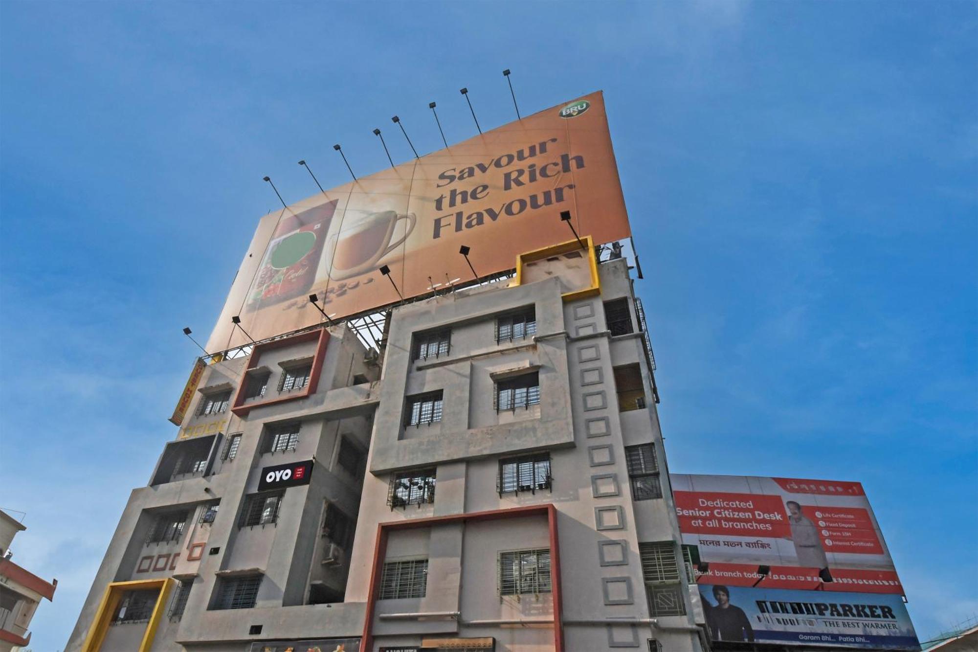 Oyo Hotel Chinar Park Kolkata Exterior photo